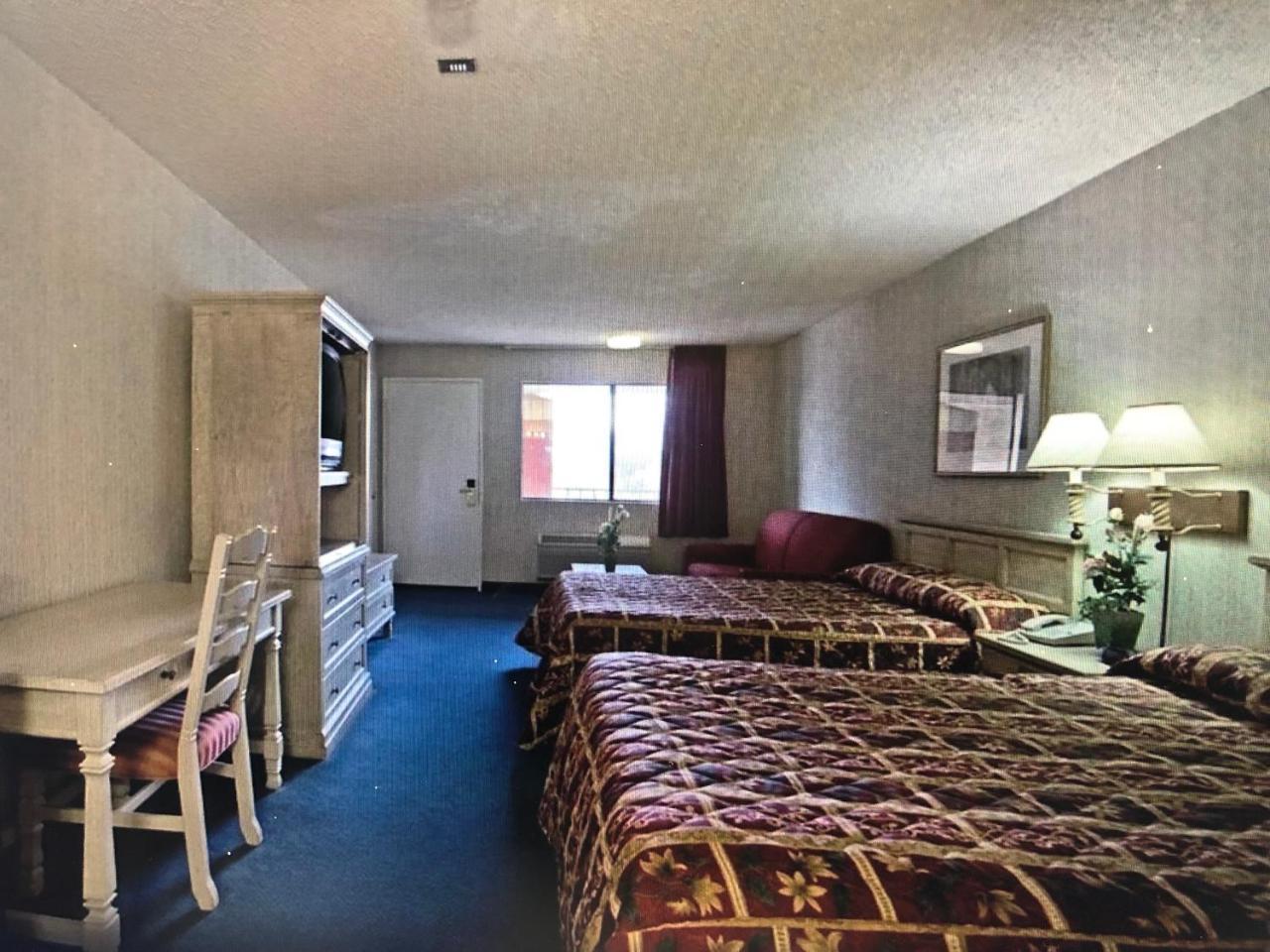 Days Inn By Wyndham Hemet Zewnętrze zdjęcie
